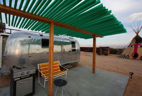 Hicksville Trailer Palace - Travel - Thrillist