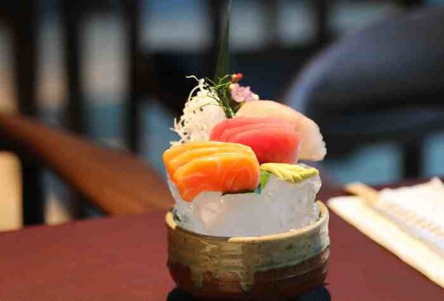 Japanese food, cooked by Danes, served in Wimbledon