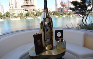Hyde's $250,000 Fountain Package