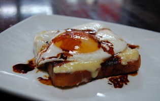 All-You-Can-Eat Brunch At Street