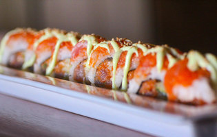 Billy Beach Sushi and Bar