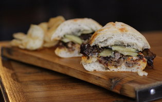 Black Tree Sandwich Shop