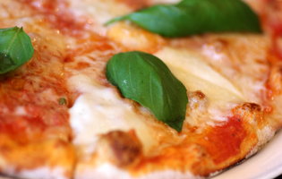 A freshly baked pizza in 150 seconds
