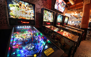 Drink (and play) these flippin' fantastic cocktail & pinball pairings