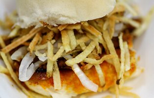 We slam fritas with the Burger Beast to find the best one on 8th Street