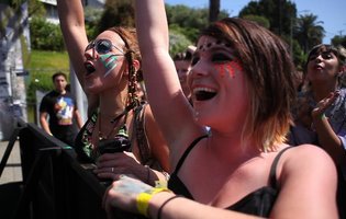 Where to get free beer, great music, and crazy pasta