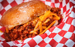 Here's the best photo you'll see of the Krispy Kreme Sloppy Joe from the San Diego County Fair