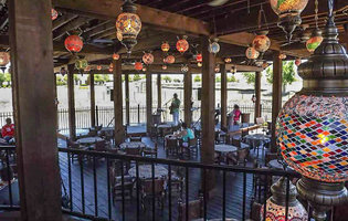 The Weekend Playbook: Free breakfast, free beer, and a Fat Elvis sighting