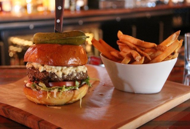 Tri-meat burgers & 2L growlers