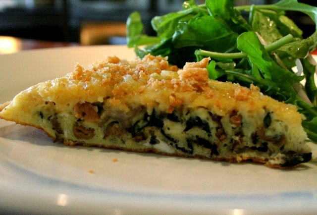 Frittata w/ 'Shrooms, Manchego & Toasted Breadcrumbs