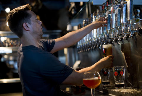 A beer being poured at Griffin Claw Brewing Company