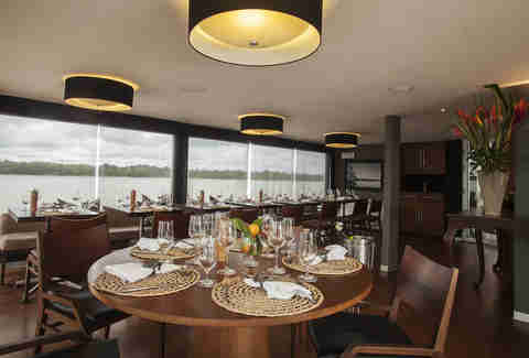 M/V Aqua Amazon Dinner