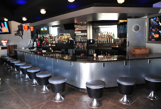 Dive Inn