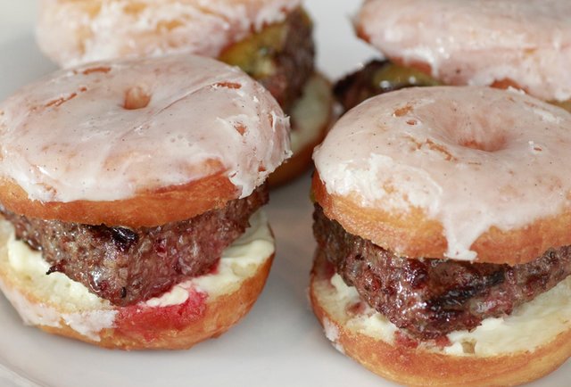 Donut + Cheeseburger + Free = Danger Zone!