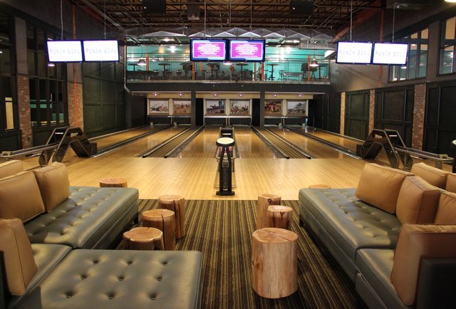 Best Bowling Alleys In America Thrillist