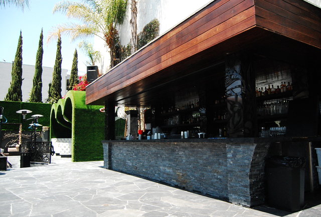 Lure Gastro Lounge