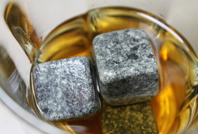 Rock Your Drink Whiskey Stones