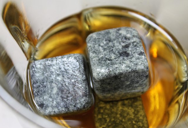 Rock Your Drink Whiskey Stones