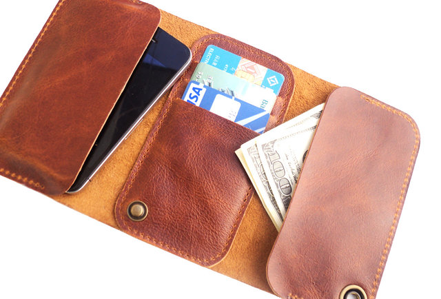 Stash Your Cash & iPhone in Italian Leather