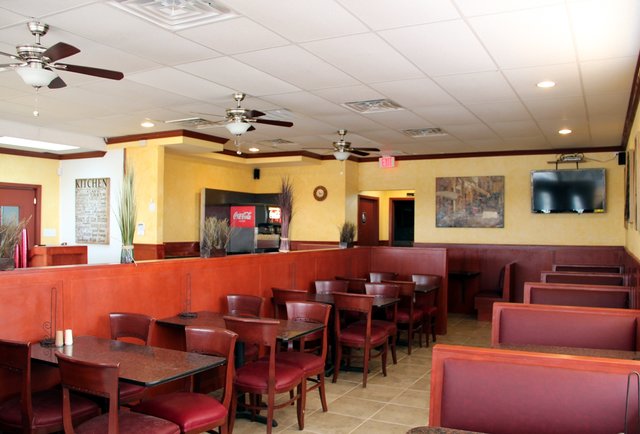 Benny's Classic Grill
