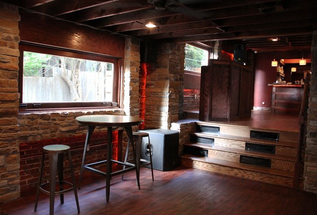 Rose Bar
