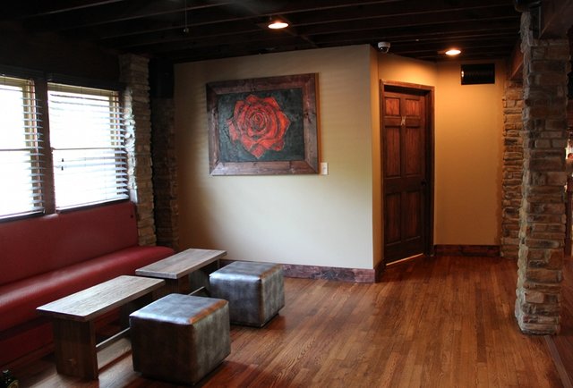Rose Bar