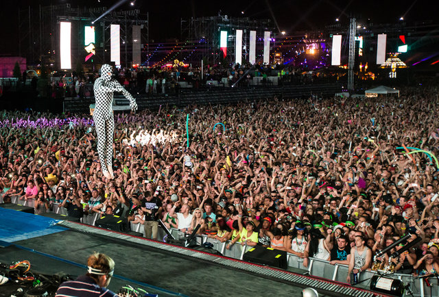 The Electric Daisy Carnival Review