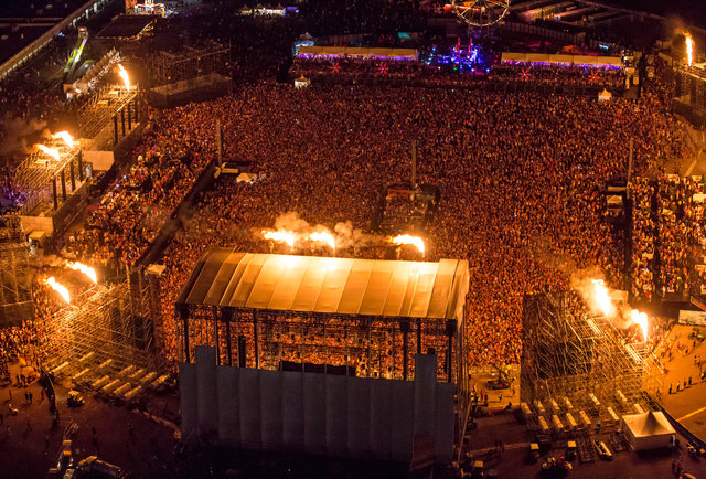 The Electric Daisy Carnival Review