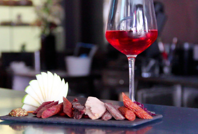 Jet Wine Bar