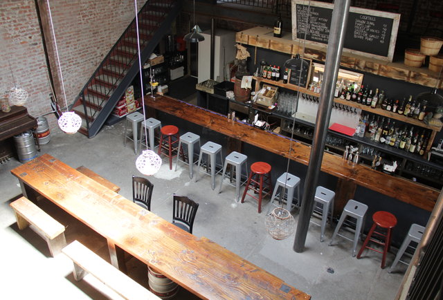 Bia Bar & Grill