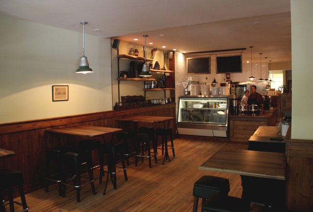 Oh deer! Incredible sandwiches in Oak-town.