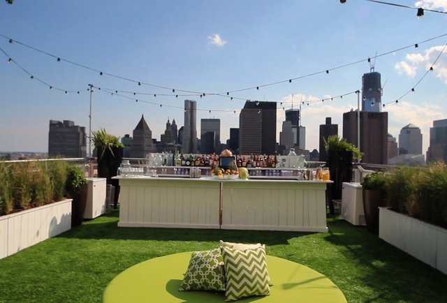 Fresh cocktails on a roof