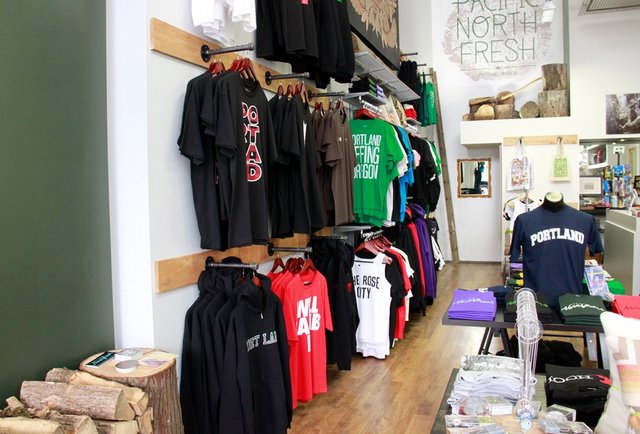Wear your PDX love on your chest
