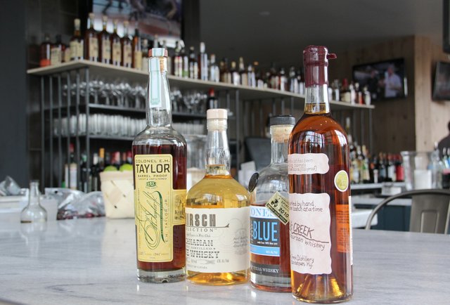 White Oak Kitchen & Cocktails