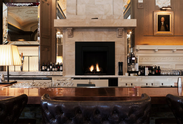 OAK Long Bar + Kitchen