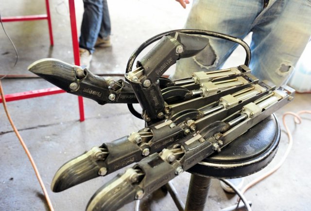 You can now own a mech