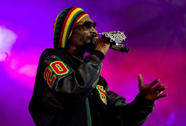 Snoop Dogg Is Now Snoop Lion, Will Sing Reggae Instead of Rap