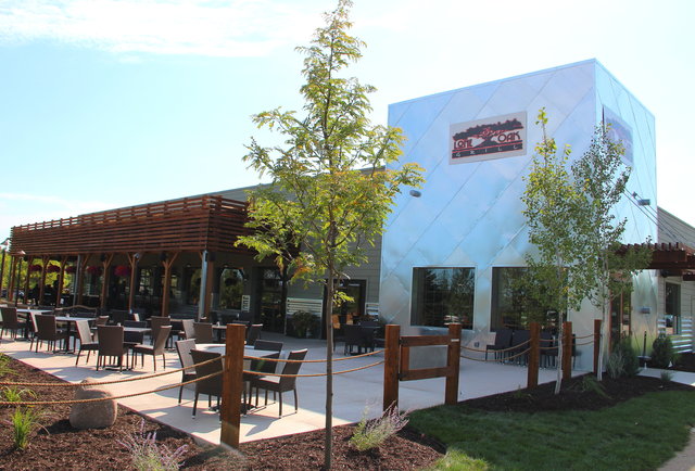 Lone Oak Grill
