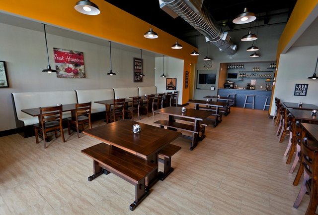 Frenchie's Bistro 