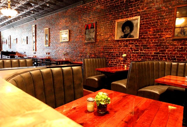Rocco's Specialty Bar & Pizzeria