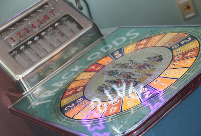"Track Odds" Slot Machine