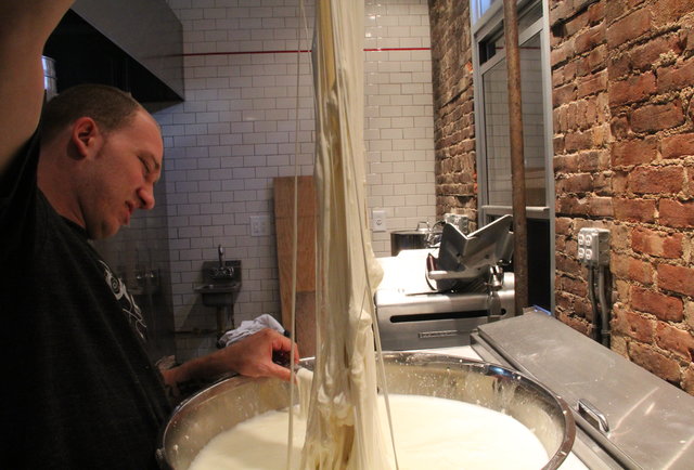 Williamsburg Pizza