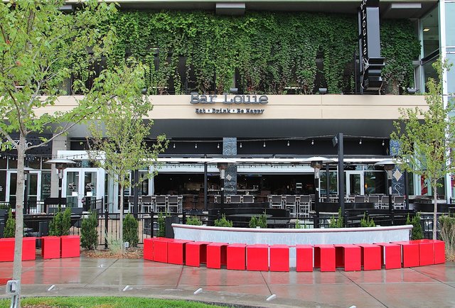 Bar Louie