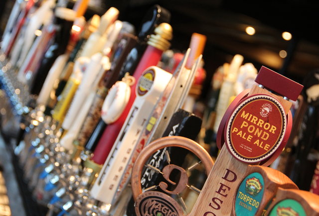 Bar Louie