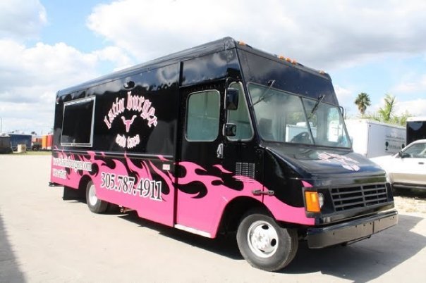 First-Ever Food Truck Beach Meet-Up