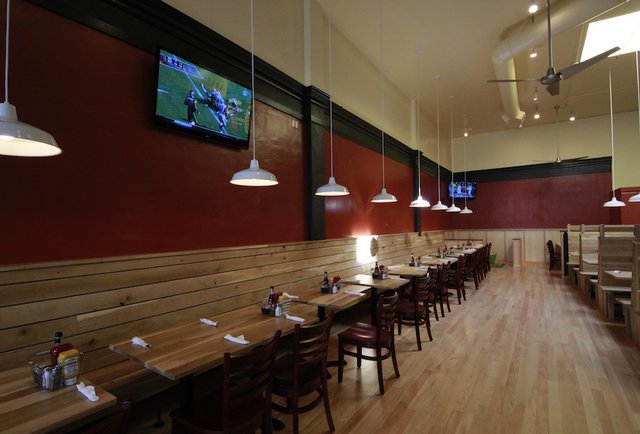 Laurelwood SE Public House