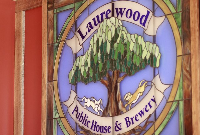 Laurelwood SE Public House