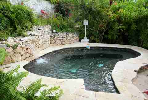 Outdoor Jacuzzi at Parrot Cay by COMO