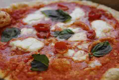Neapolitan Express pizza
