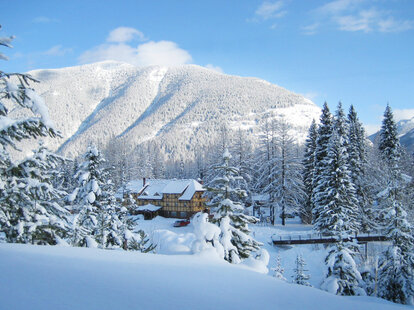 Izaak Walton Inn: Essex, MT - Thrillist